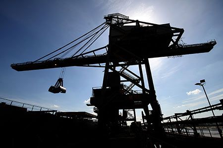 India halts sulfur export to decrease availability